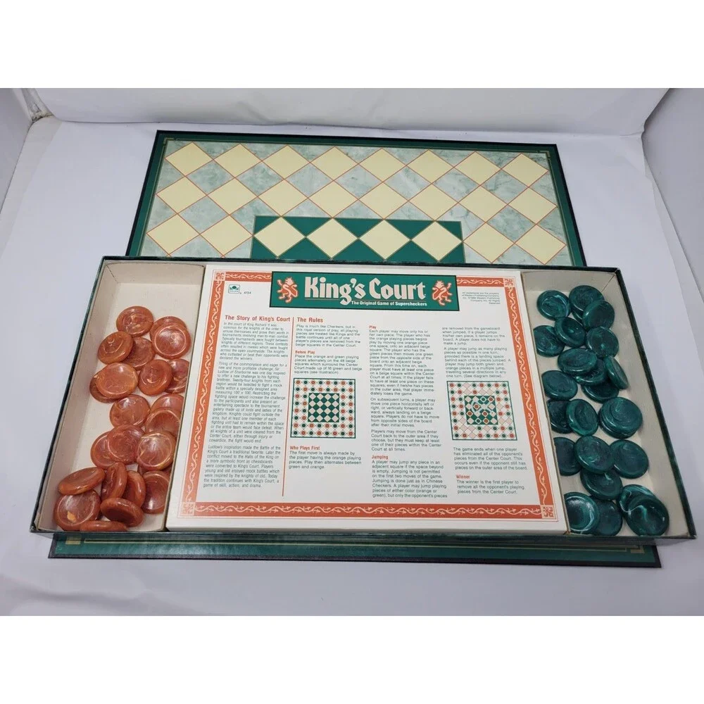 King's Court The Original Game of Super Checkers Golden Board Game 1989 Complete